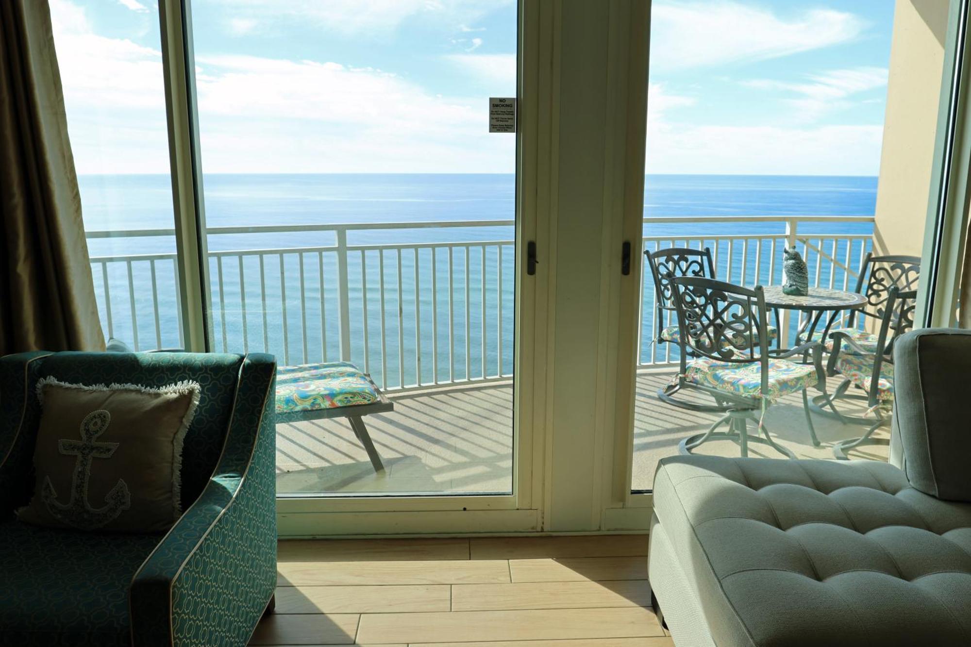 Aqua 1504 Beachfront Condo With Free Beach Chairs Panama Stadt Exterior foto