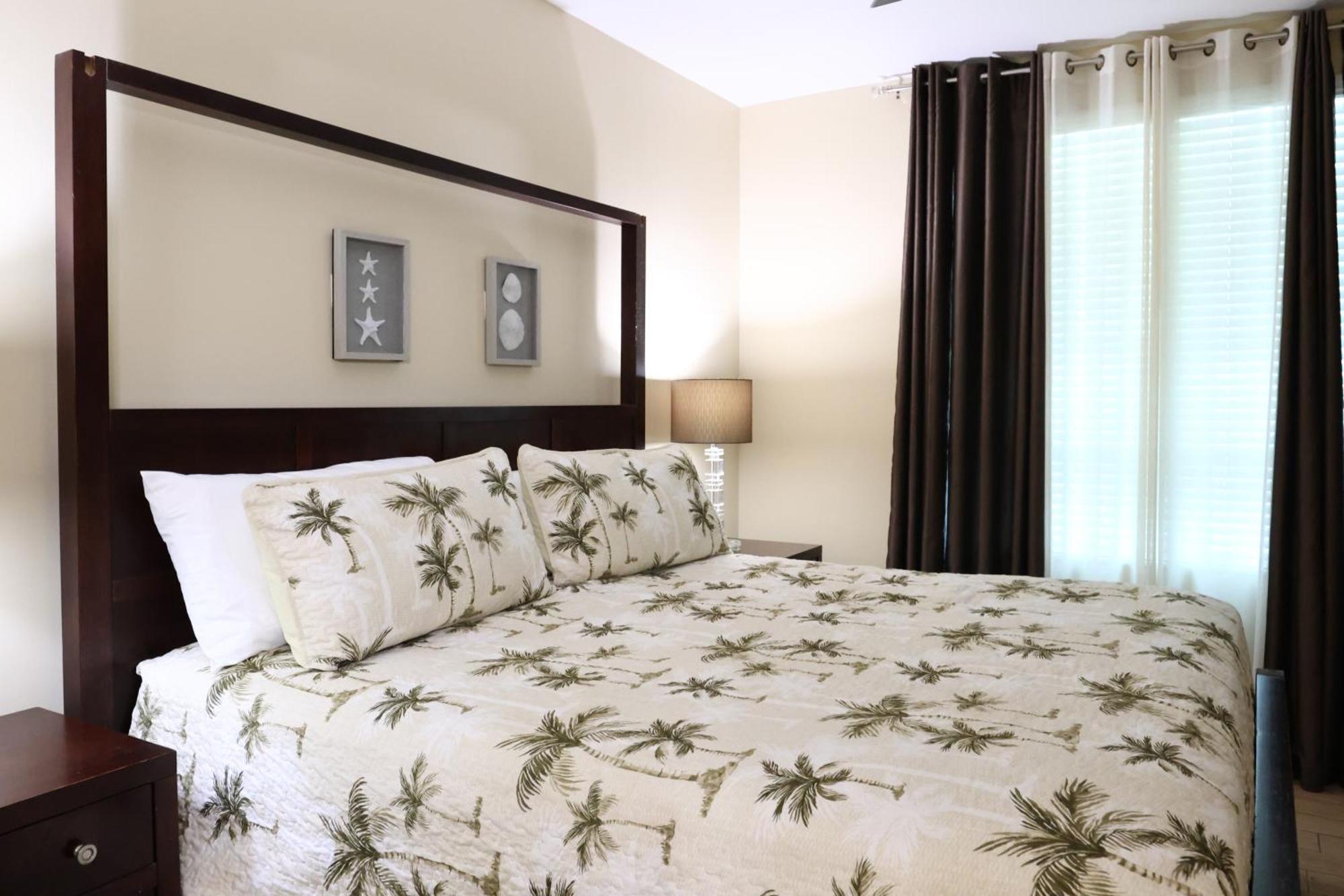 Aqua 1504 Beachfront Condo With Free Beach Chairs Panama Stadt Exterior foto