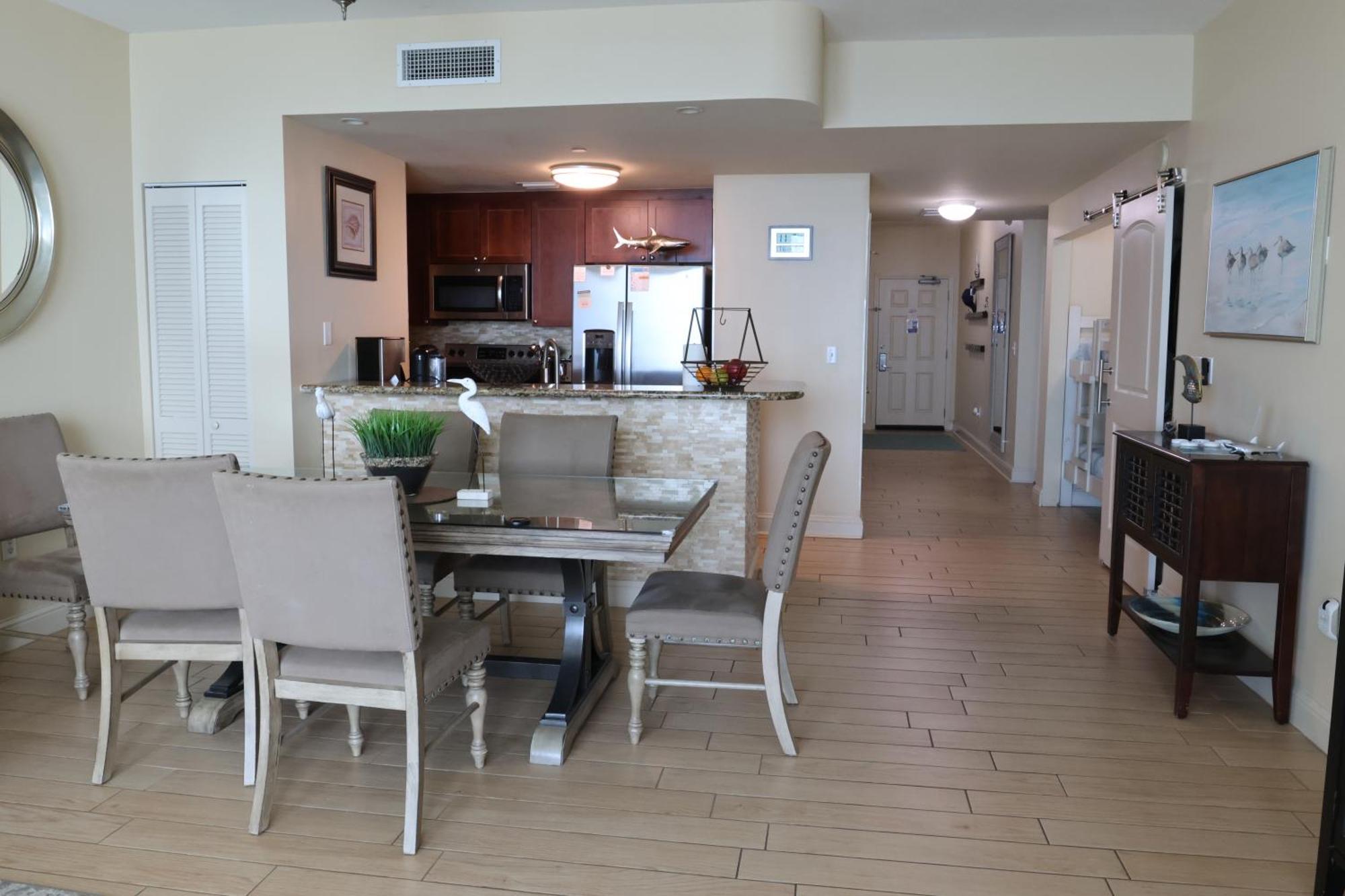 Aqua 1504 Beachfront Condo With Free Beach Chairs Panama Stadt Exterior foto