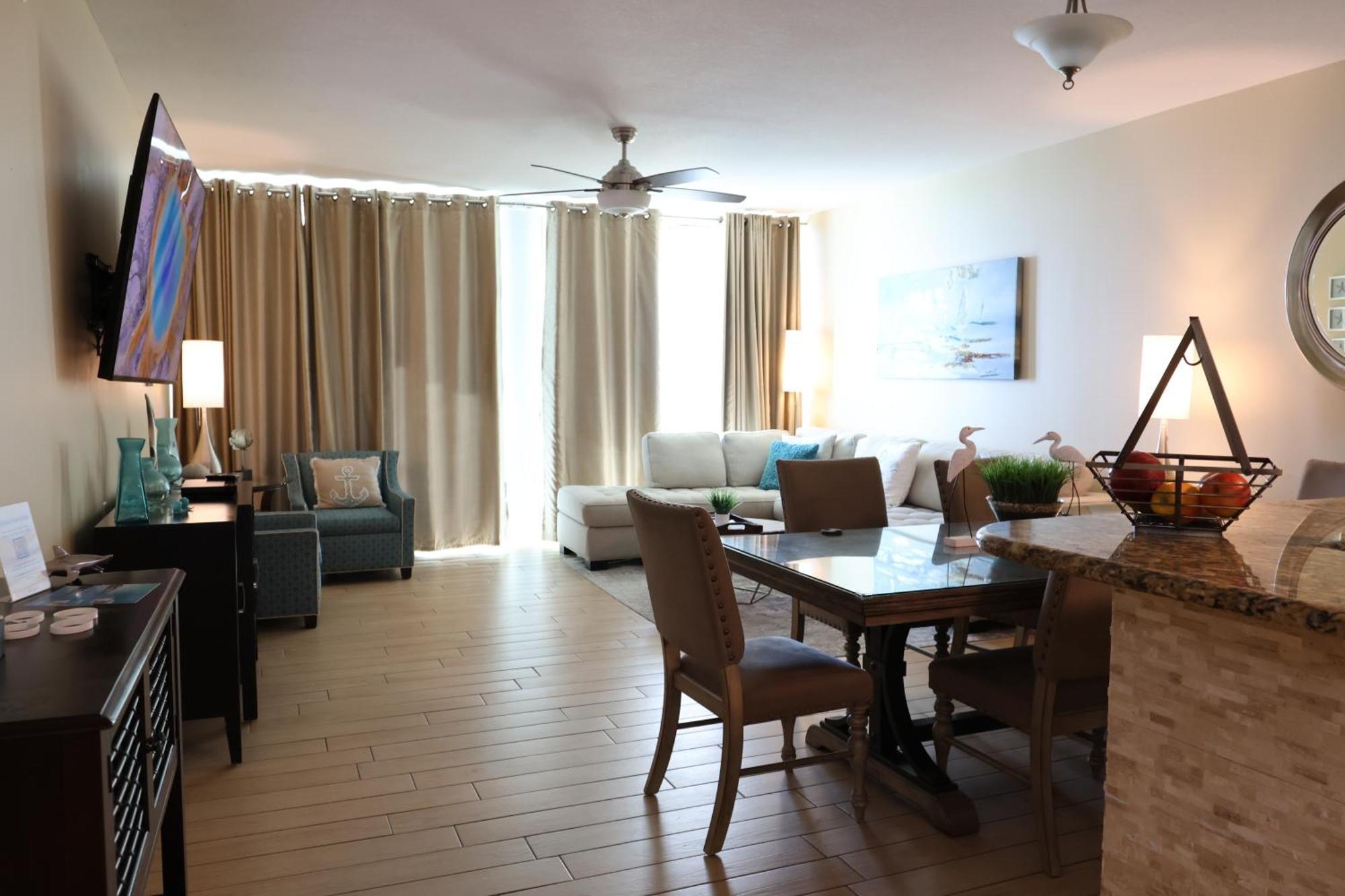 Aqua 1504 Beachfront Condo With Free Beach Chairs Panama Stadt Exterior foto
